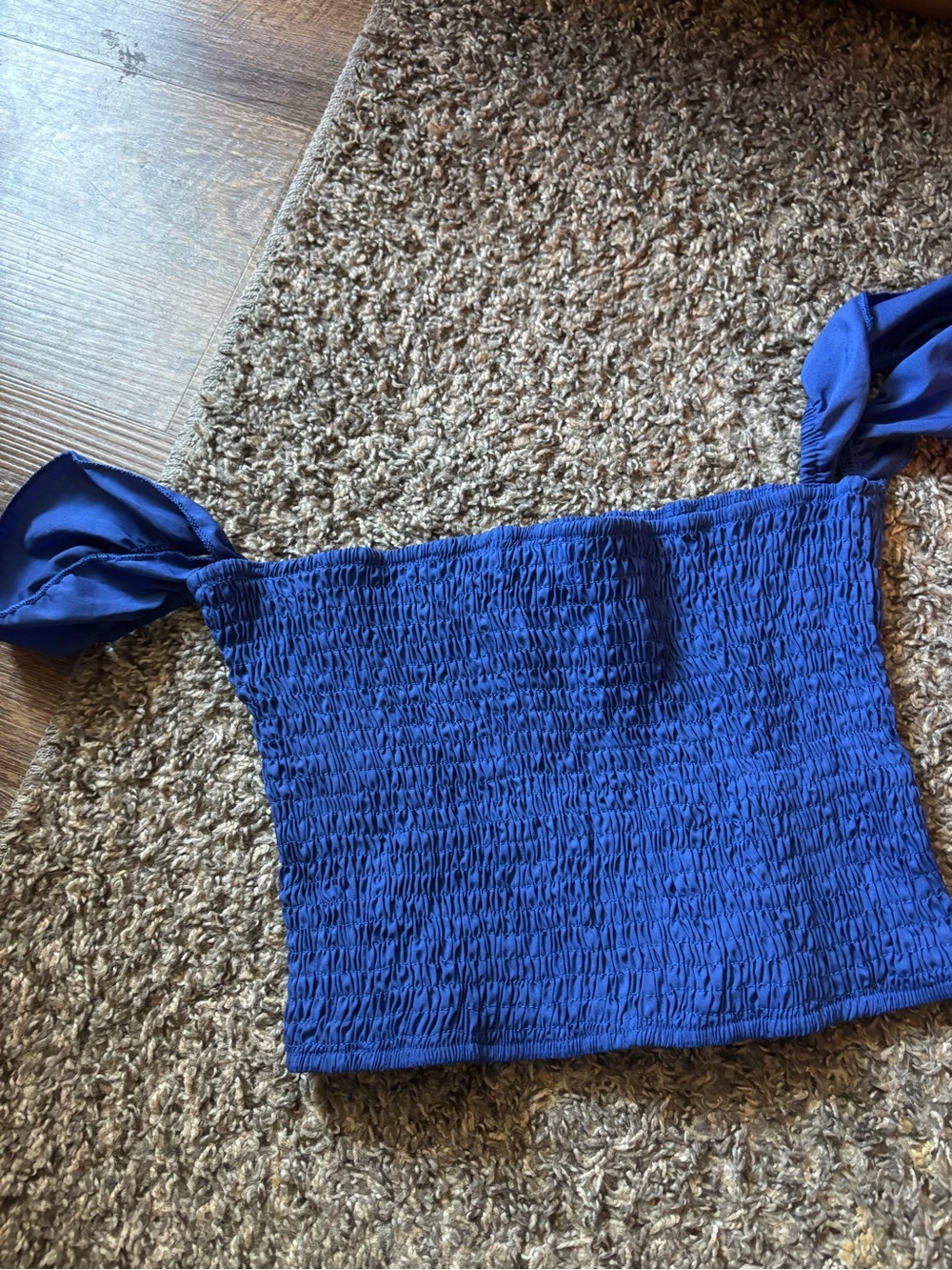 Blue Ruffle Set - Picture 3 of 4